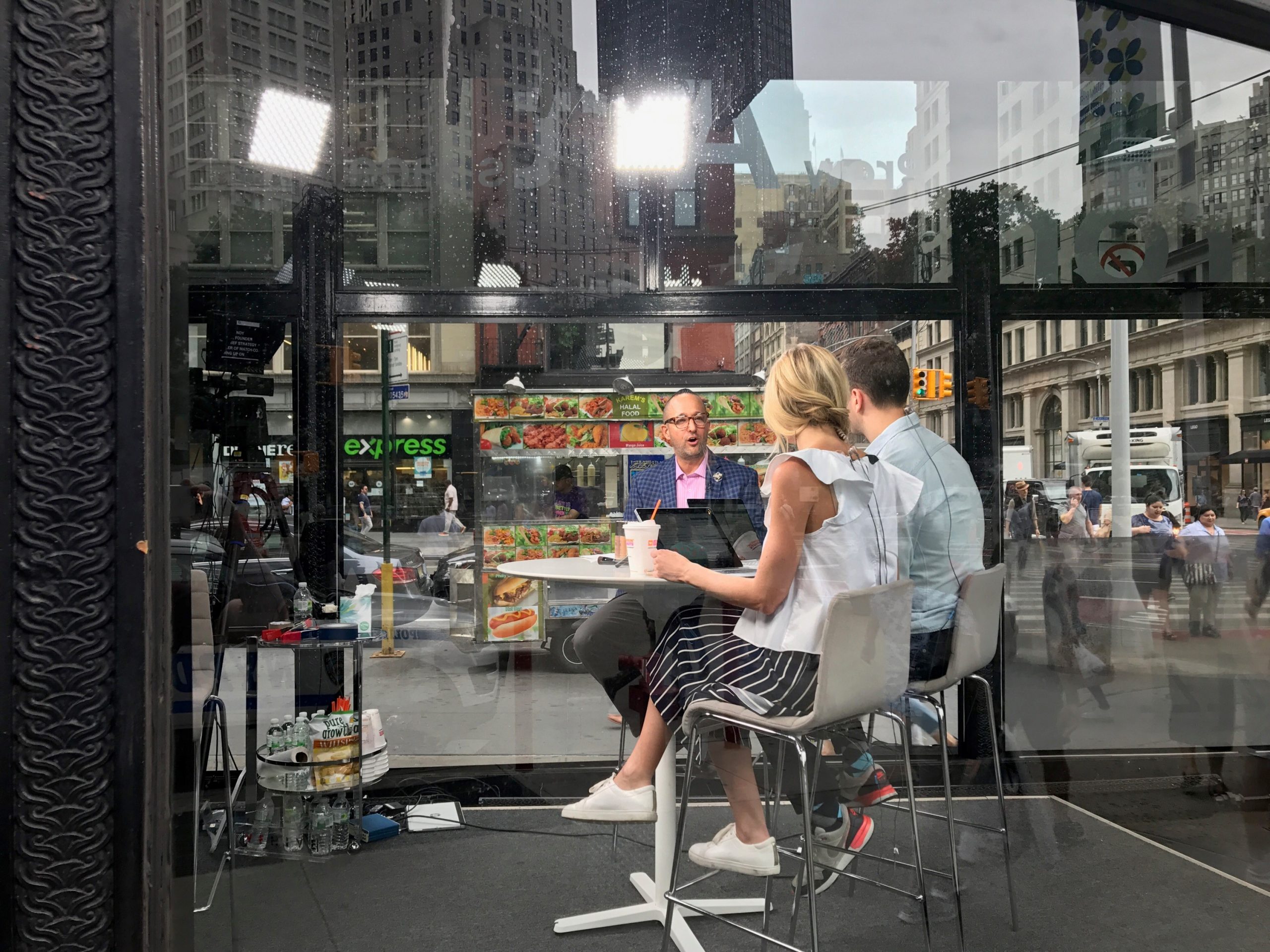 Mobile Mobile social media benefits