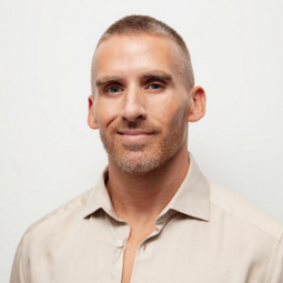 Shaun Leavy Headshot